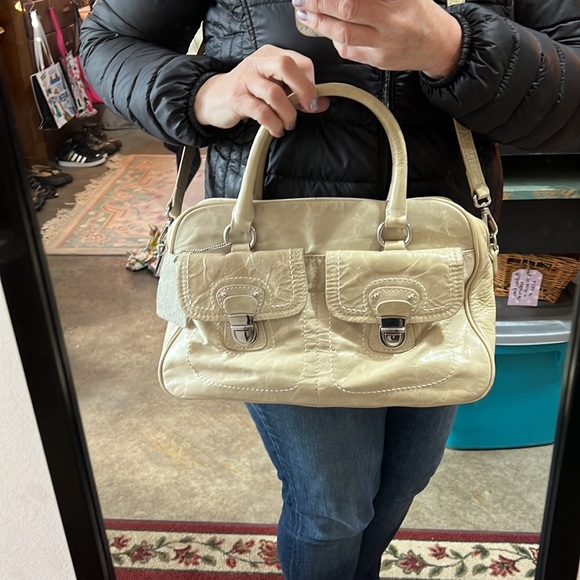 Gorgeous Danier Leather Satchel Crossbody Bag - Picture 11 of 11